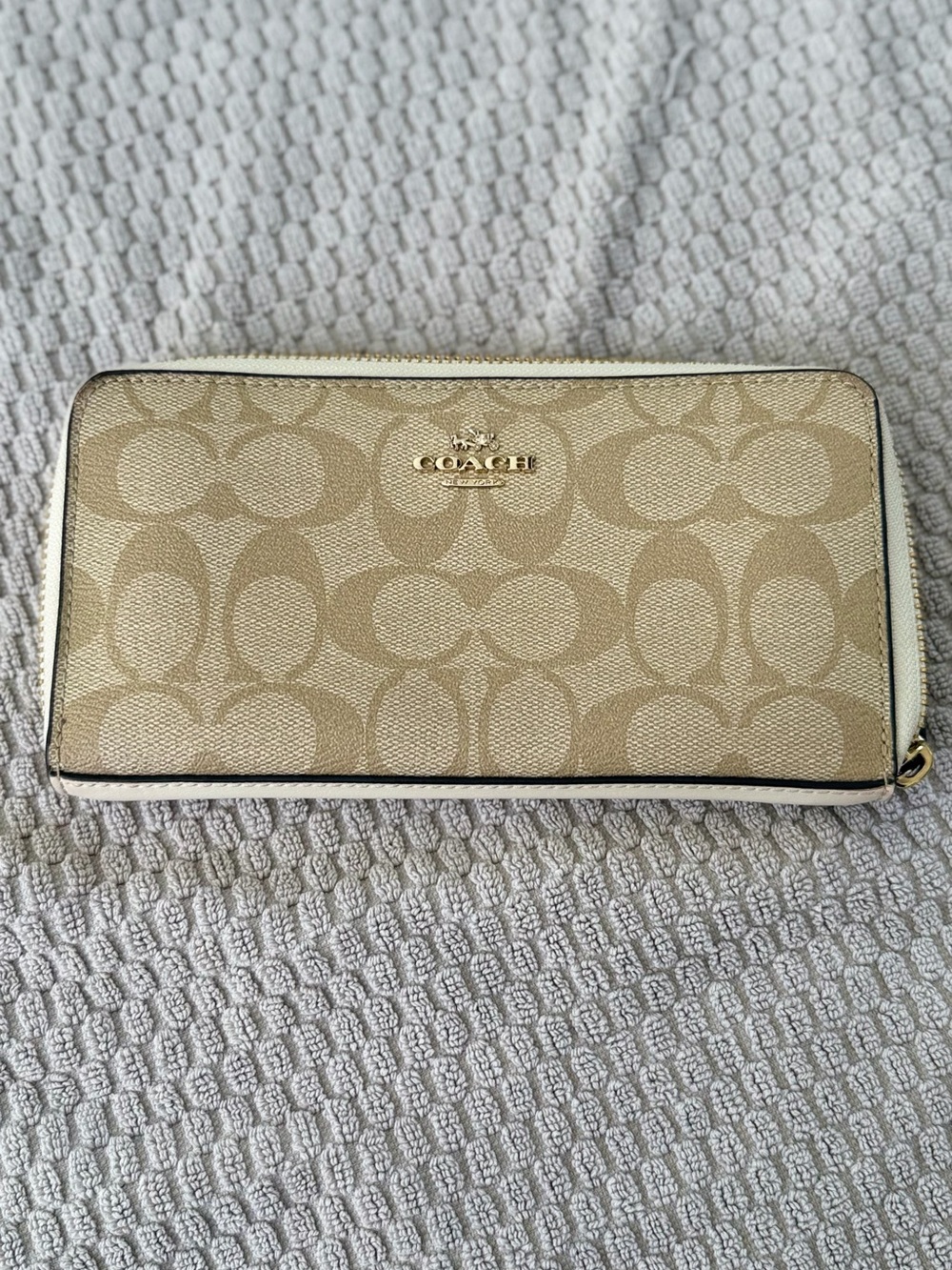 Tablet Accessory Identification - Picture 2 of 4